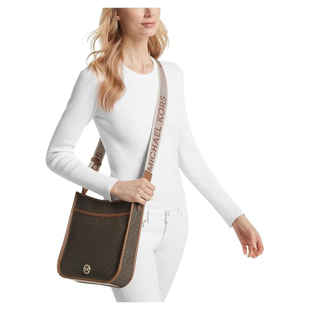 Michael Kors Luisa Large Signature Logo Messenger Bag - Vanilla - Picture 3 of 7